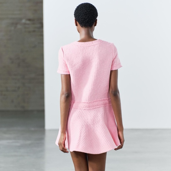 BLOGGERS FAV ZARA TEXTURED WEAVE STRUCTURED DRESS - Picture 4 of 6